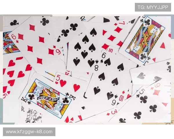 二八扑克牌经典玩法与创新玩法结合，丰富你的游戏策略与娱乐体验